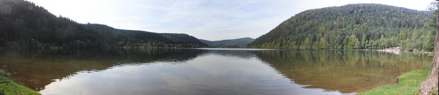 Panorama du lac de Longemer